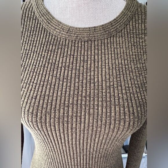 Hooked Up by I.O.T Scoop Neck Ribbed Long Sleeve Rib Knit Green Sweater size L - Picture 4 of 7